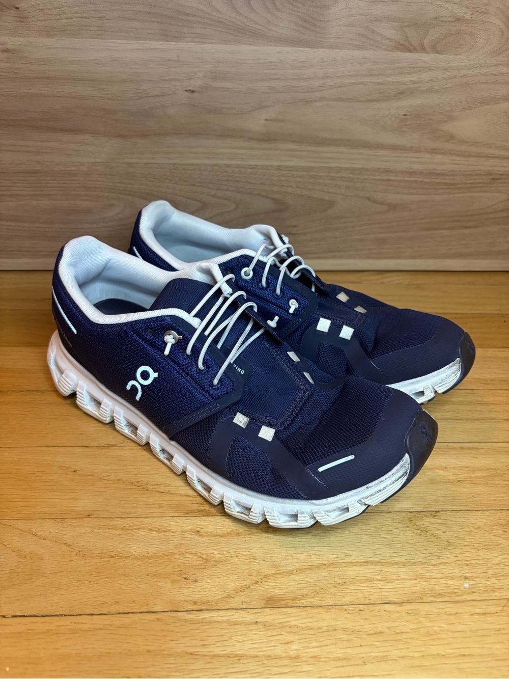 On Running Cloud 6 Men's Sneakers in Midnight / White - Size 10.5 - Picture 2 of 7